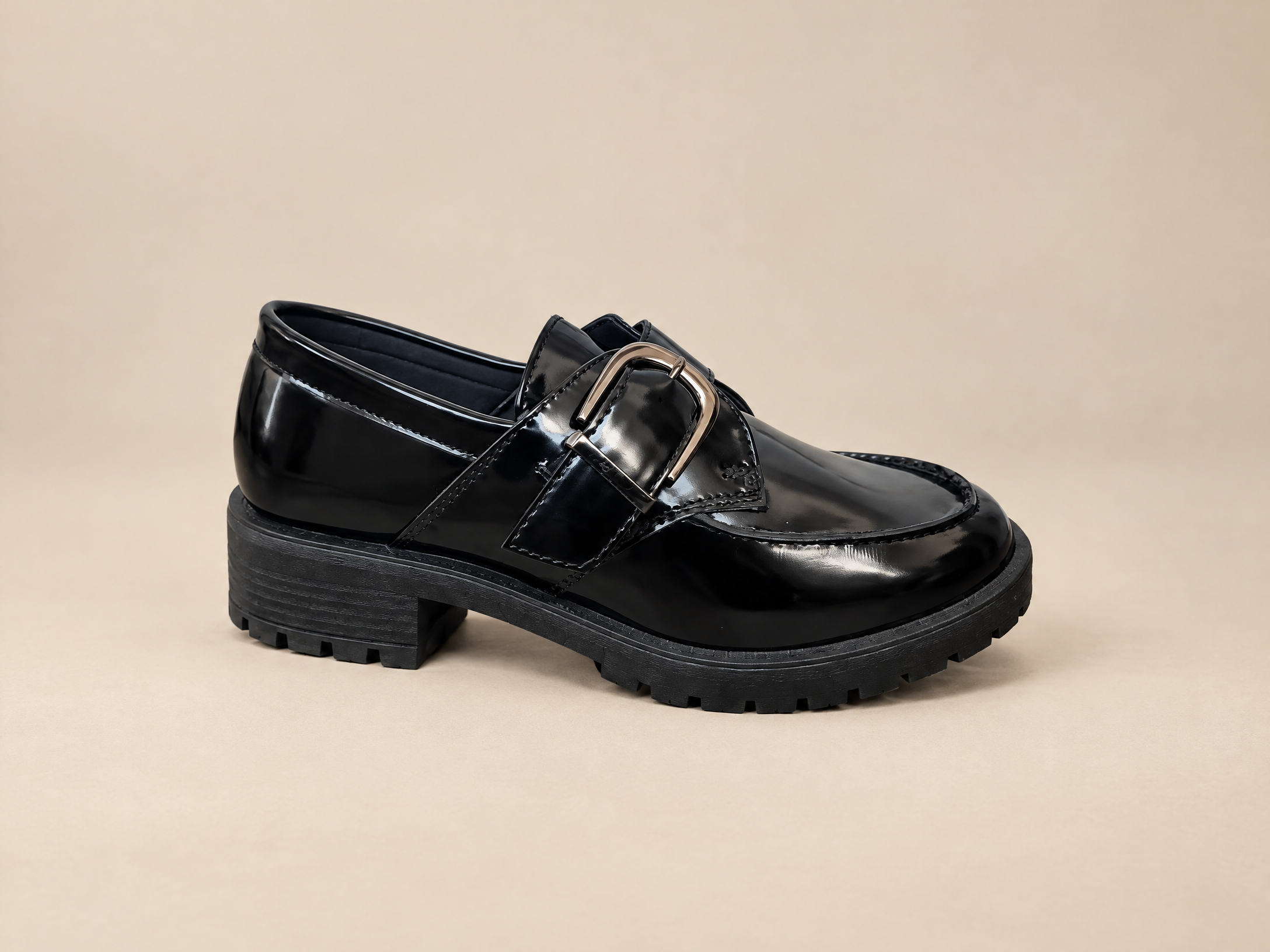 Black leather loafer with a chunky sole